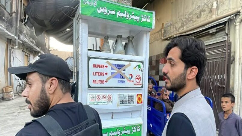 63 illegal mini petrol pumps sealed, 72 arrested in Quetta crackdown