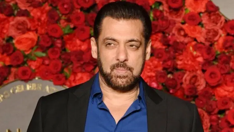 Not ready for a new relationship at the moment, says Salman Khan