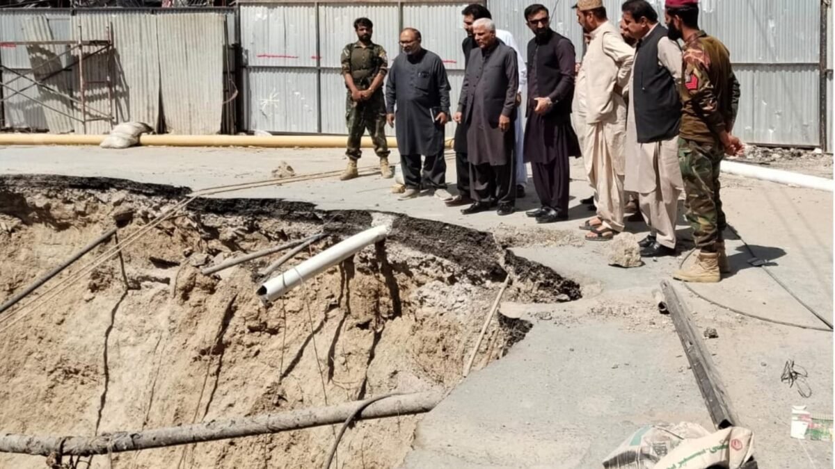 Quetta Administrator Bashir Barech visits site of plaza under construction on Archer Road