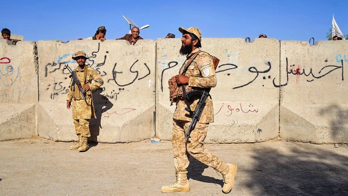 Army hits Afghan Taliban posts after Angoor Adda firing, security sources claim