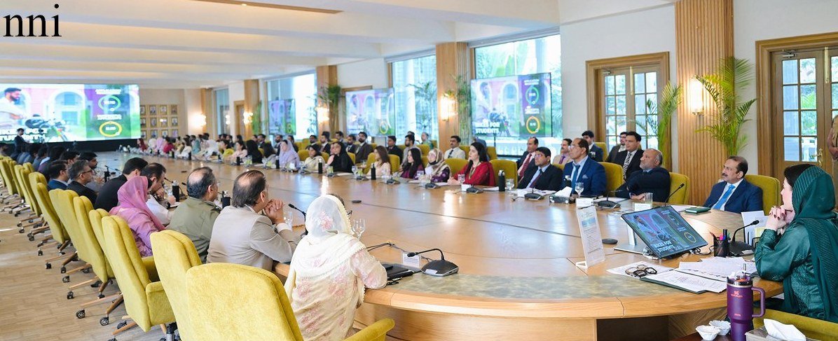 Sindh probationary officers meet Punjab CM Maryam Nawaz, praise Punjab’s work