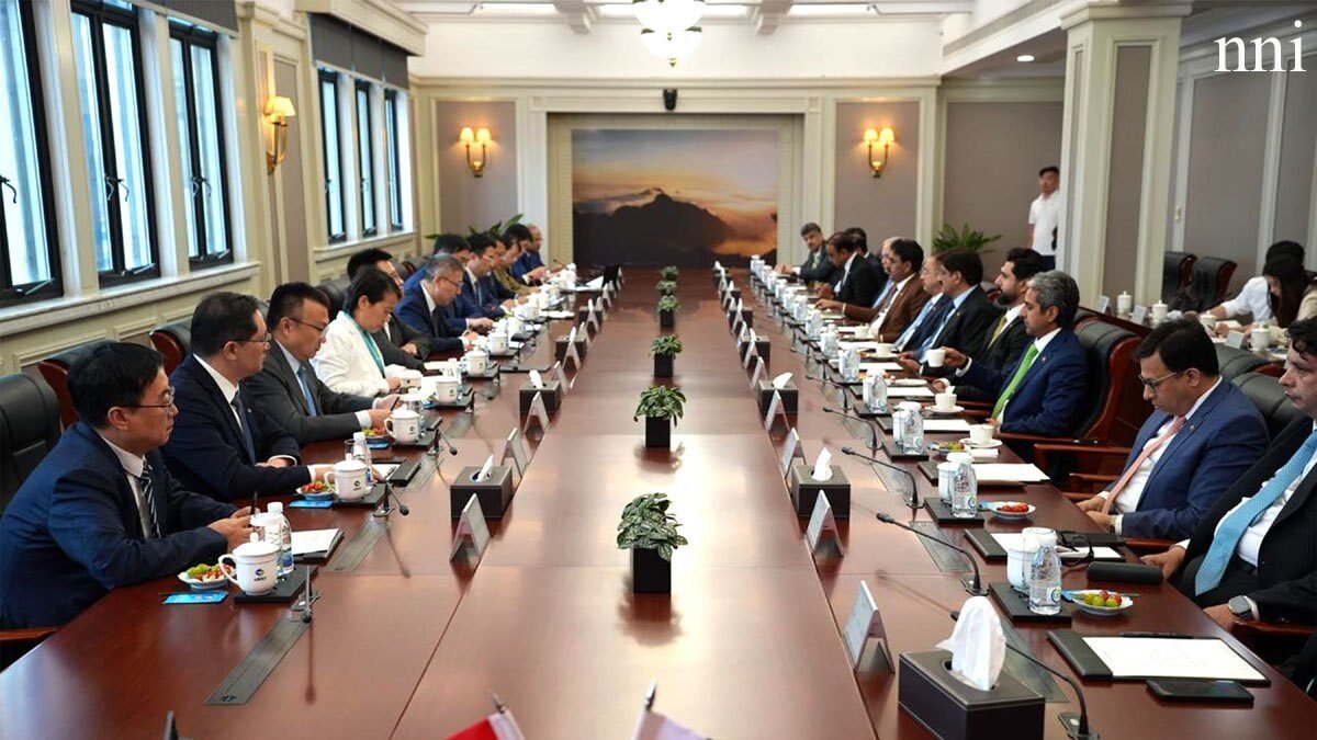 Murad Ali Shah invites Shanghai Electric to invest in Sindh’s solar and wind energy