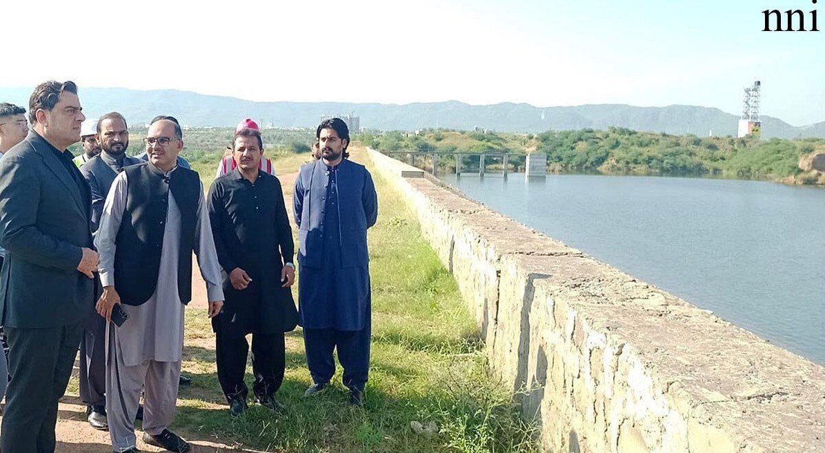 Bilal Yasin visits Apni Chhat Apna Ghar homes and Chahan Dam water project in Rawalpindi