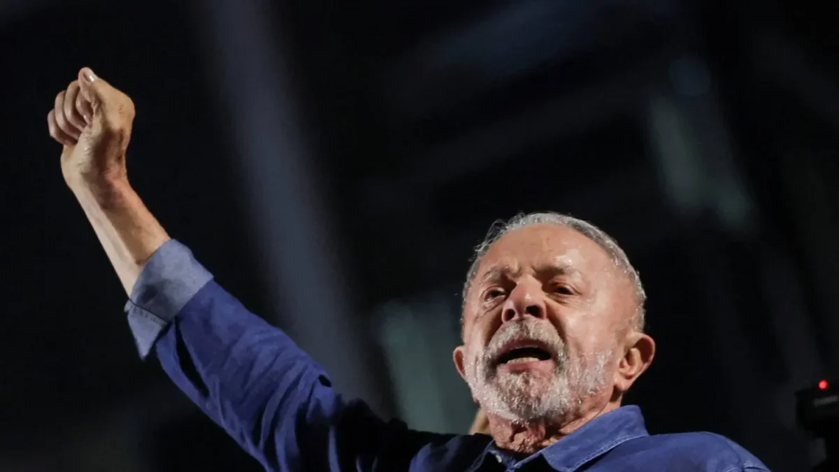 Lula wins fourth term as Brazil president, Flávio Bolsonaro refuses to concede