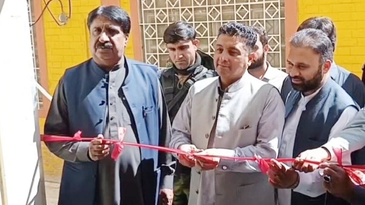 Dialysis service starts at DHQ Hospital Ziarat; DC inaugurates machine