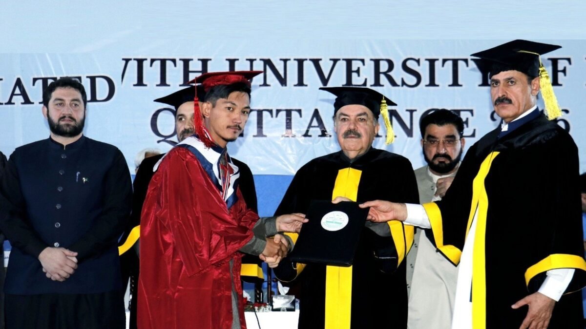Governor Mandokhail attends first convocation of General Musa college in Quetta