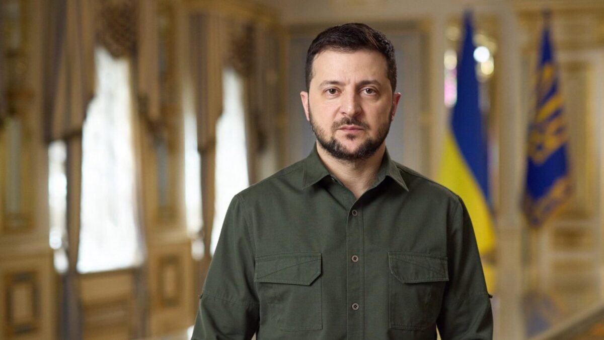 Zelensky says Ukraine hit by 1,000 drones, Putin wants country destroyed