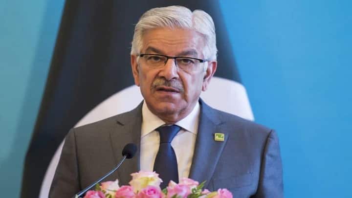 Khawaja Asif tells Fazl no defence pact was discussed in Tehran