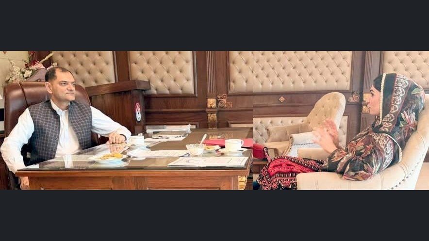 Meena Majeed Baloch meets IG Police, discusses transporters’ safety and police hiring in Tump