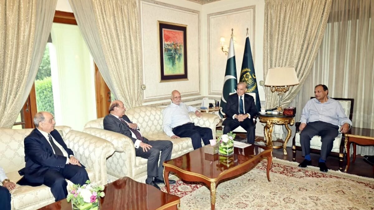 LCCI Founders Group delegation meets Prime Minister Shehbaz Sharif